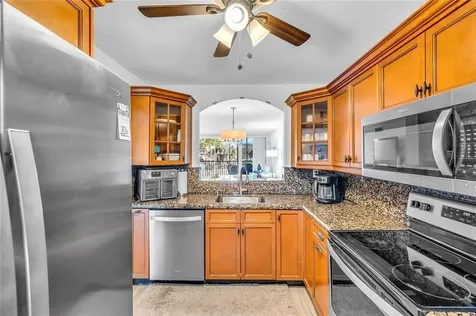 3150 NE 48th Court Lighthouse Point FL 33064