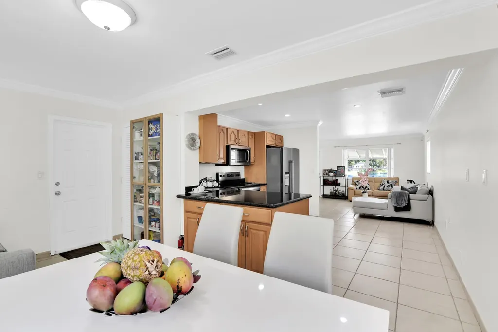 1869 NW 46th Street Tamarac FL 33309