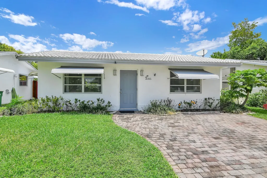 1869 NW 46th Street Tamarac FL 33309