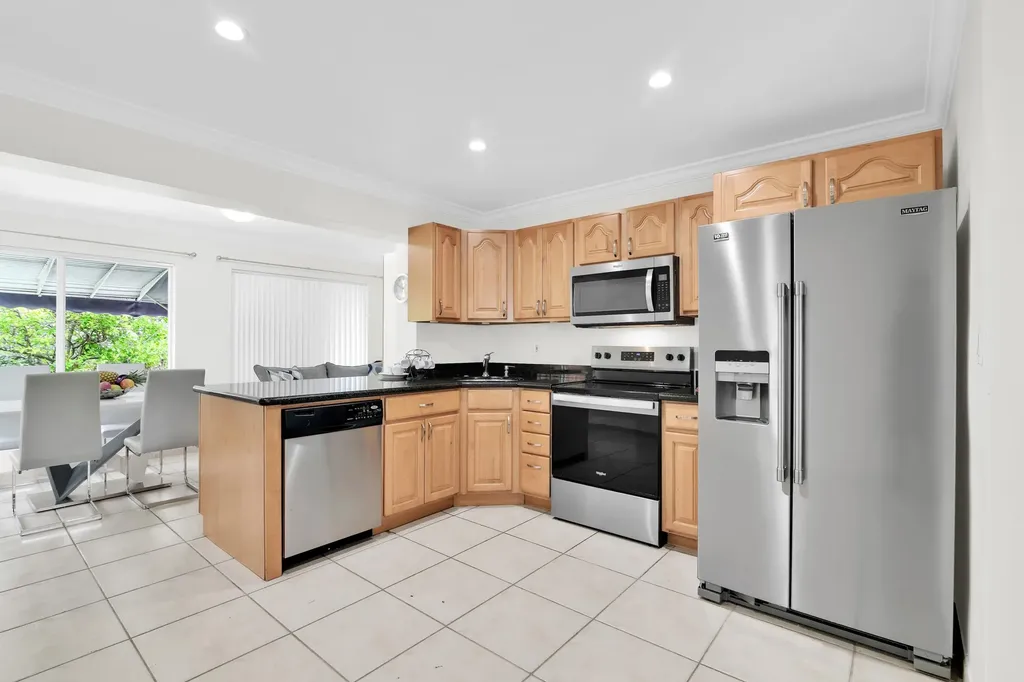 1869 NW 46th Street Tamarac FL 33309