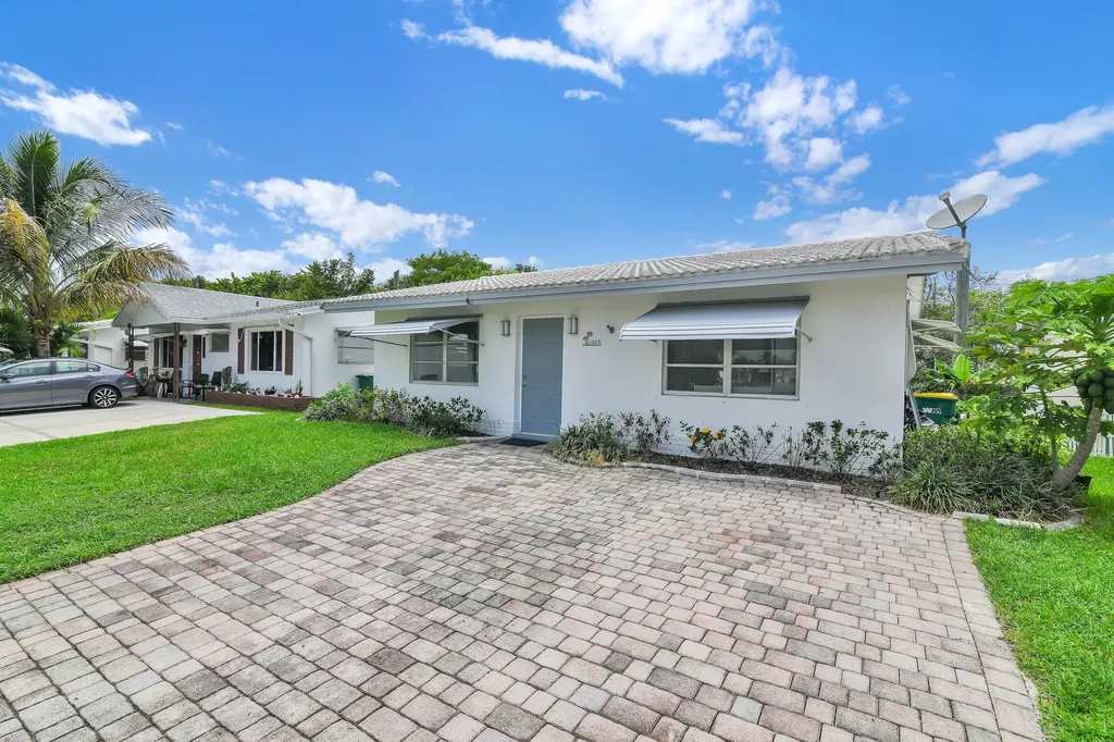 1869 NW 46th Street Tamarac FL 33309