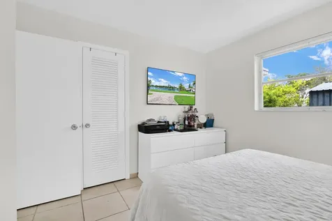 1869 NW 46th Street Tamarac FL 33309