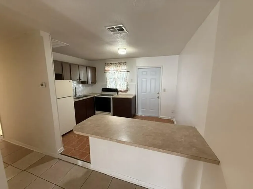 327 Silver Beach Road Lake Park FL 33403
