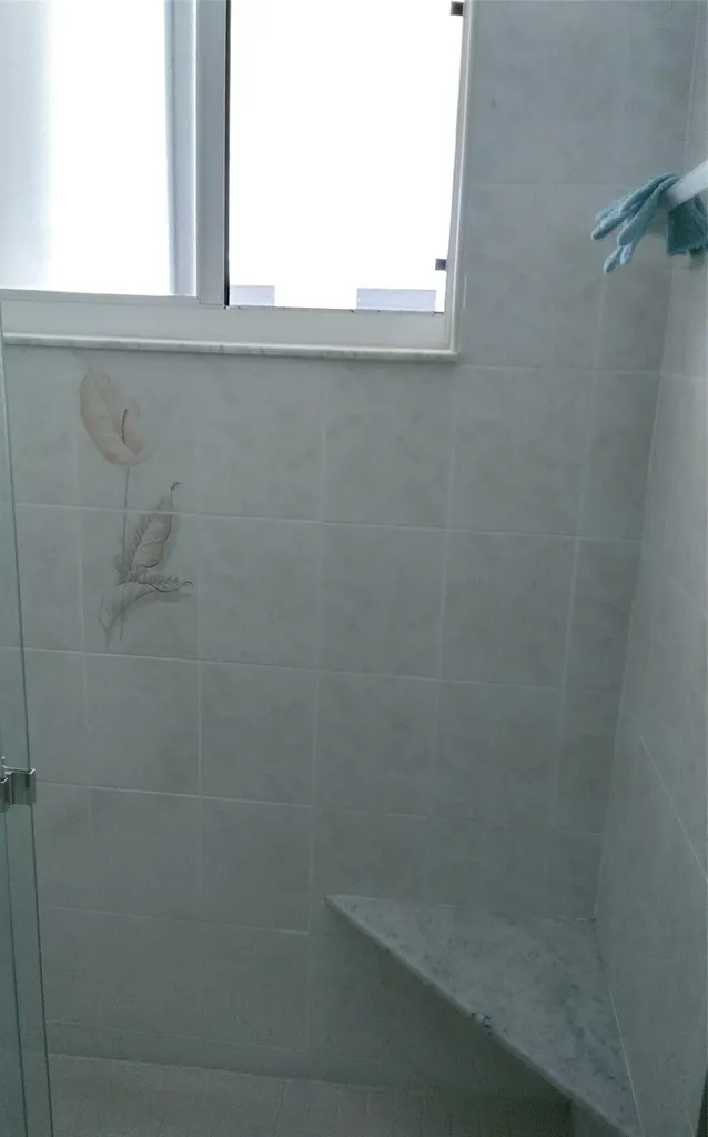 460 Paradise Isle Boulevard Hallandale Beach FL 33009