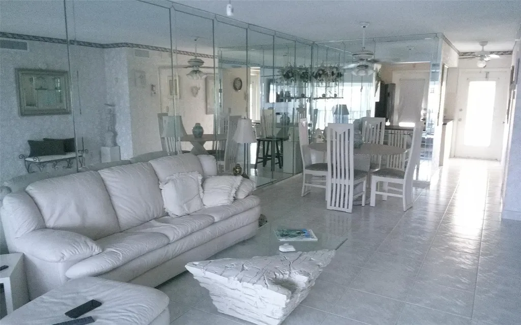 460 Paradise Isle Boulevard Hallandale Beach FL 33009