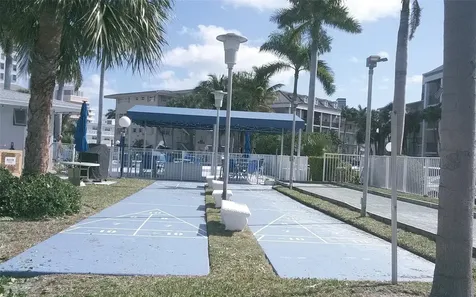 460 Paradise Isle Boulevard Hallandale Beach FL 33009