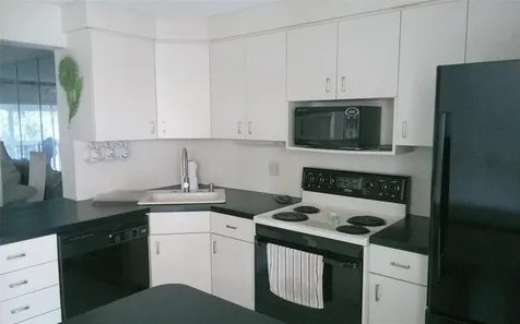 460 Paradise Isle Boulevard Hallandale Beach FL 33009