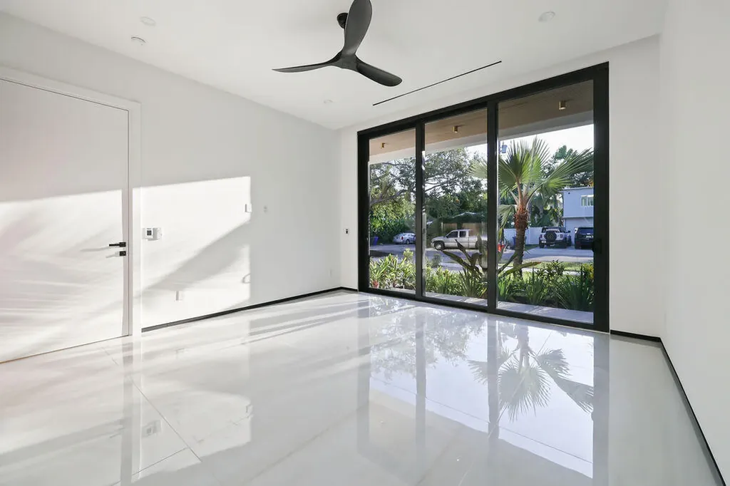728 NE 17th Terrace Fort Lauderdale FL 33304