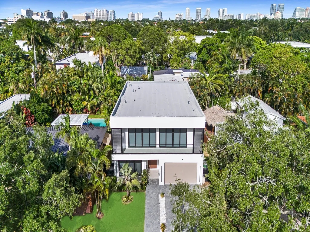 728 NE 17th Terrace Fort Lauderdale FL 33304