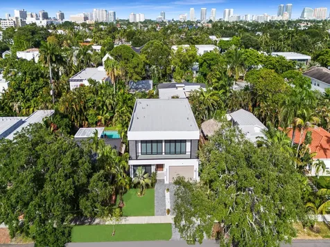 728 NE 17th Terrace Fort Lauderdale FL 33304