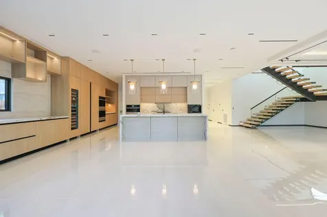 728 NE 17th Terrace Fort Lauderdale FL 33304