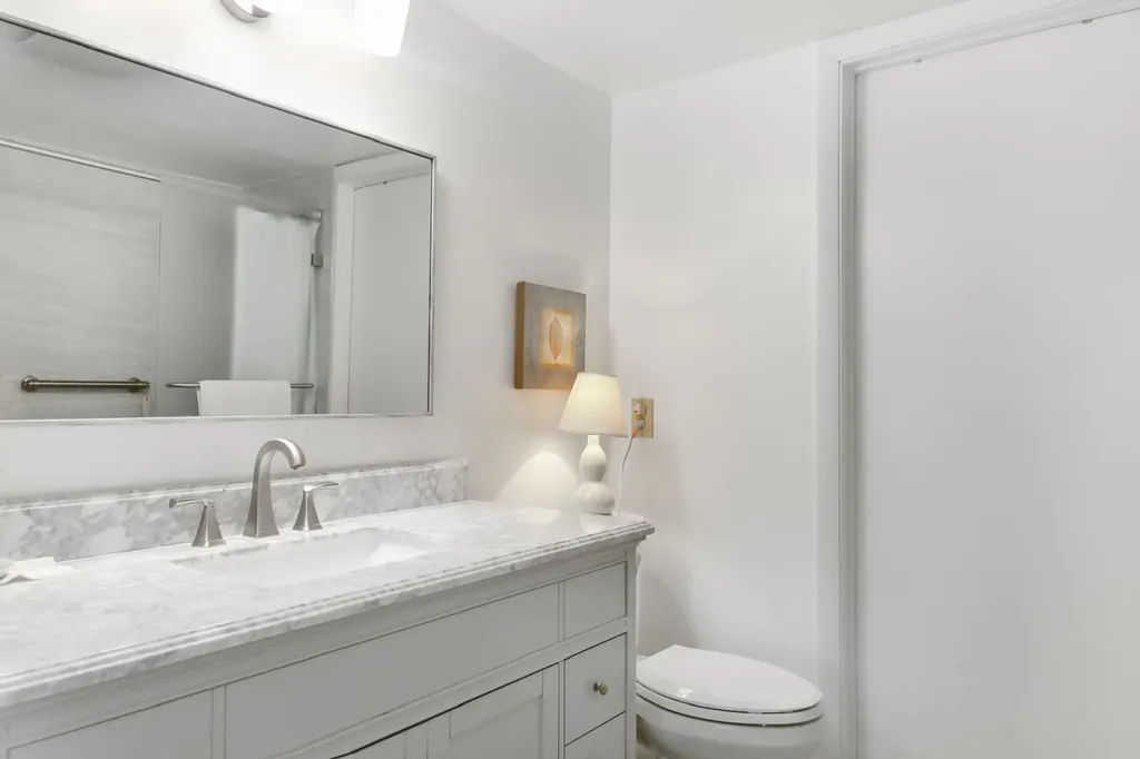 106 Lake Pine Circle Greenacres FL 33463