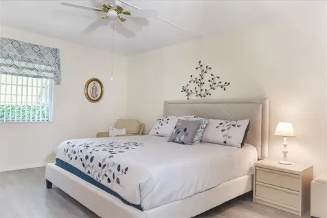 106 Lake Pine Circle Greenacres FL 33463