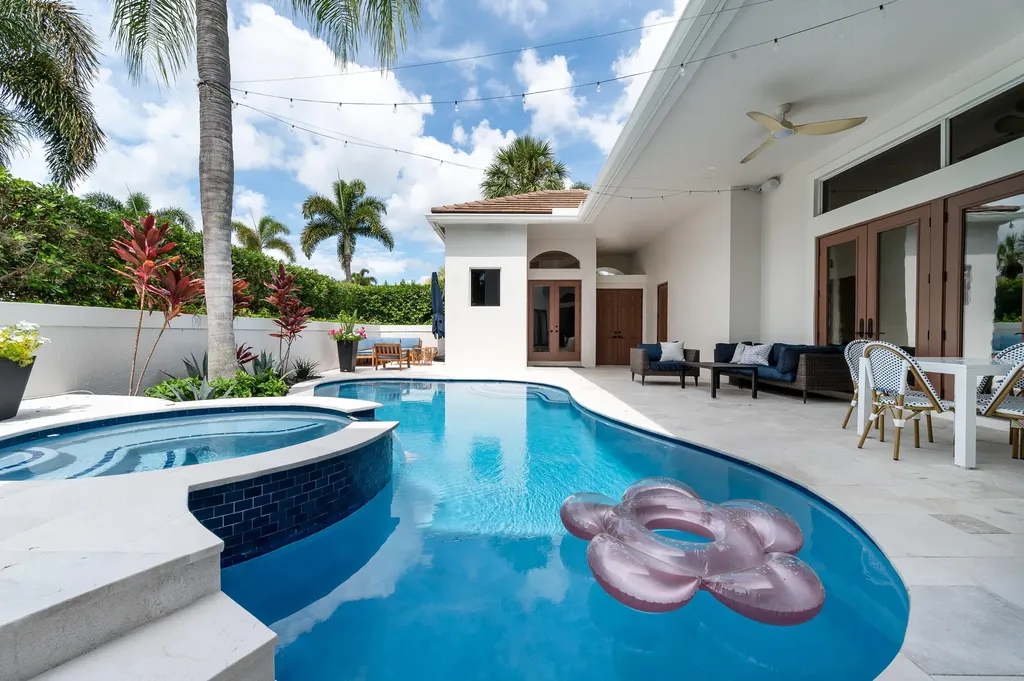 3323 NW 53rd Circle Boca Raton FL 33496