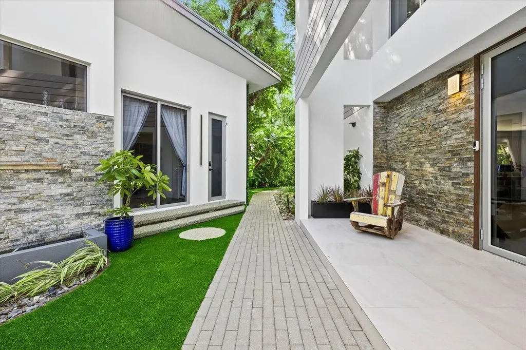1304 SW 9th Street Fort Lauderdale FL 33312