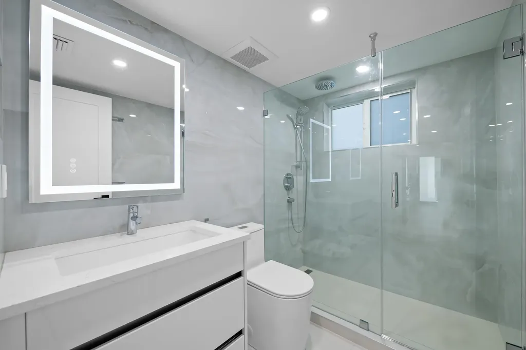 915 Intracoastal Drive Fort Lauderdale FL 33304