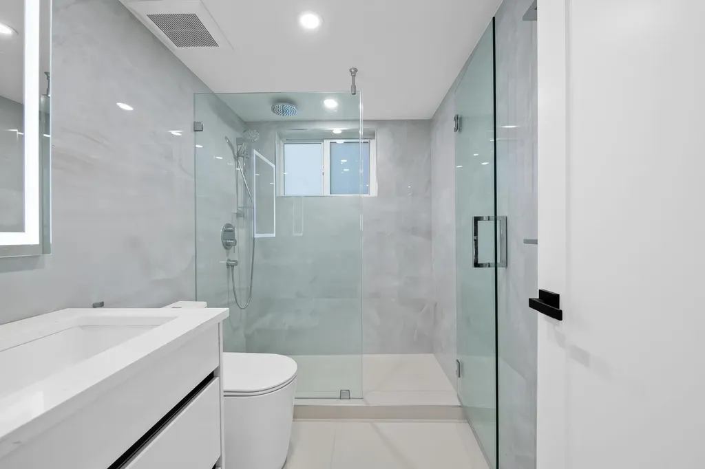915 Intracoastal Drive Fort Lauderdale FL 33304