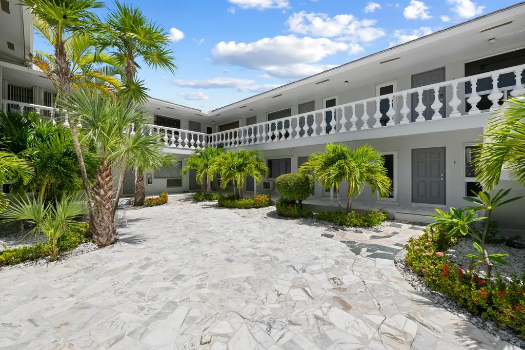 915 Intracoastal Drive Fort Lauderdale FL 33304