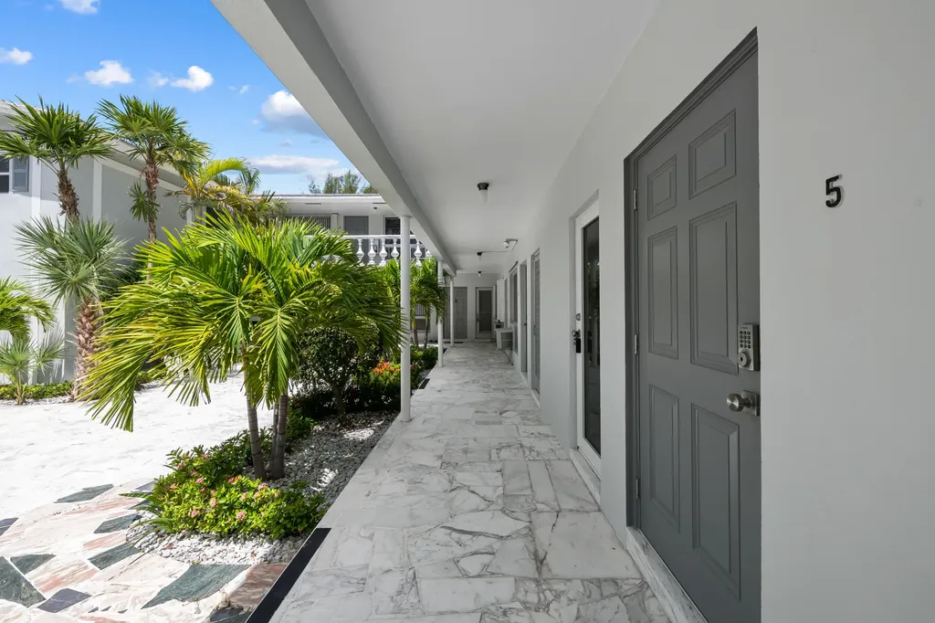 915 Intracoastal Drive Fort Lauderdale FL 33304