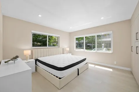 915 Intracoastal Drive Fort Lauderdale FL 33304