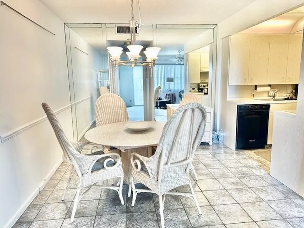 4091 Cornwall E Boca Raton FL 33434