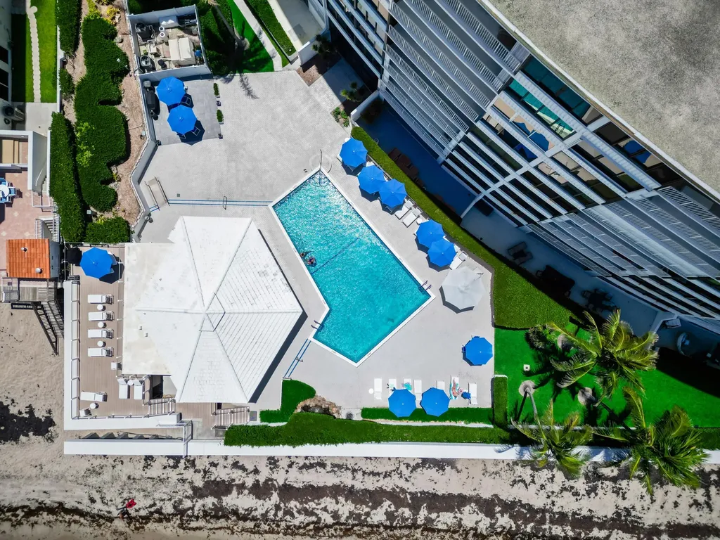 3590 S Ocean Boulevard South Palm Beach FL 33480