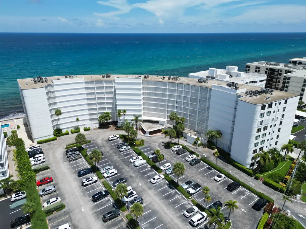3590 S Ocean Boulevard South Palm Beach FL 33480