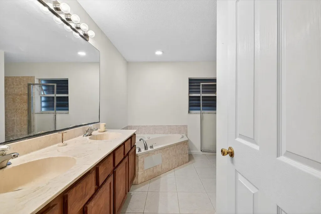 1058 SW Locke Avenue Port St Lucie FL 34953