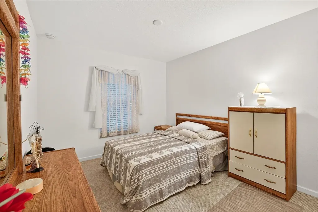 1058 SW Locke Avenue Port St Lucie FL 34953