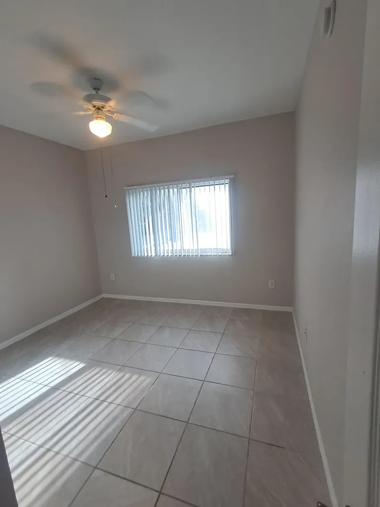 260 Crestwood Circle Royal Palm Beach FL 33411