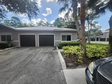 260 Crestwood Circle Royal Palm Beach FL 33411