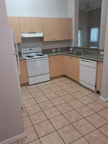 260 Crestwood Circle Royal Palm Beach FL 33411