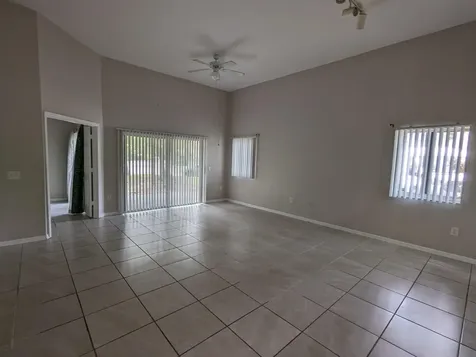260 Crestwood Circle Royal Palm Beach FL 33411