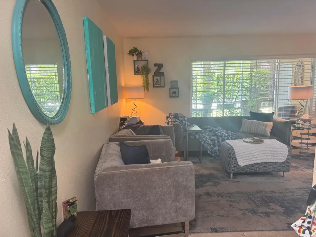 2662 NW 33rd Street Oakland Park FL 33309