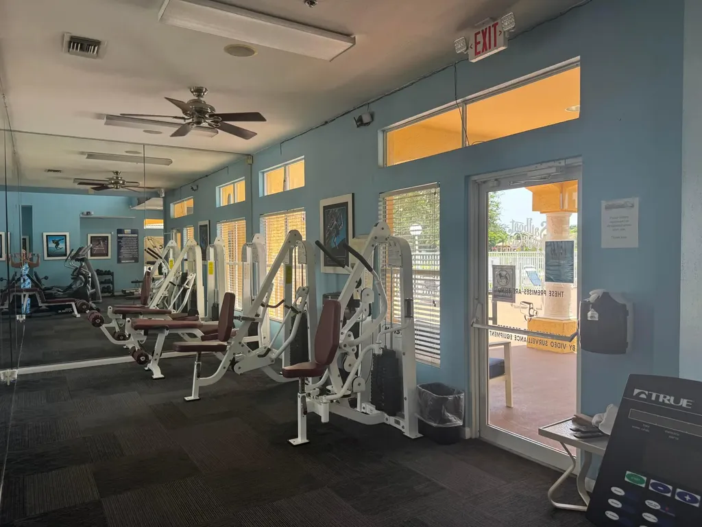 2662 NW 33rd Street Oakland Park FL 33309