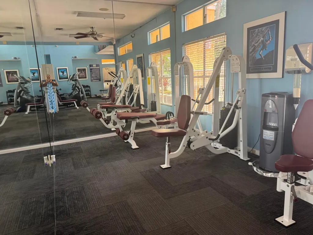 2662 NW 33rd Street Oakland Park FL 33309