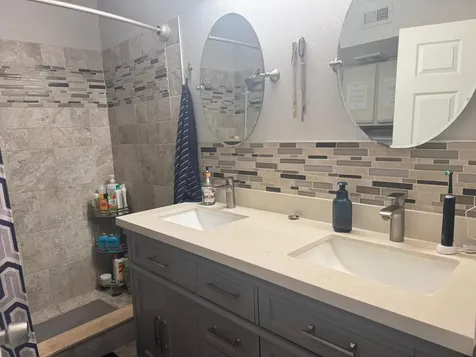2662 NW 33rd Street Oakland Park FL 33309