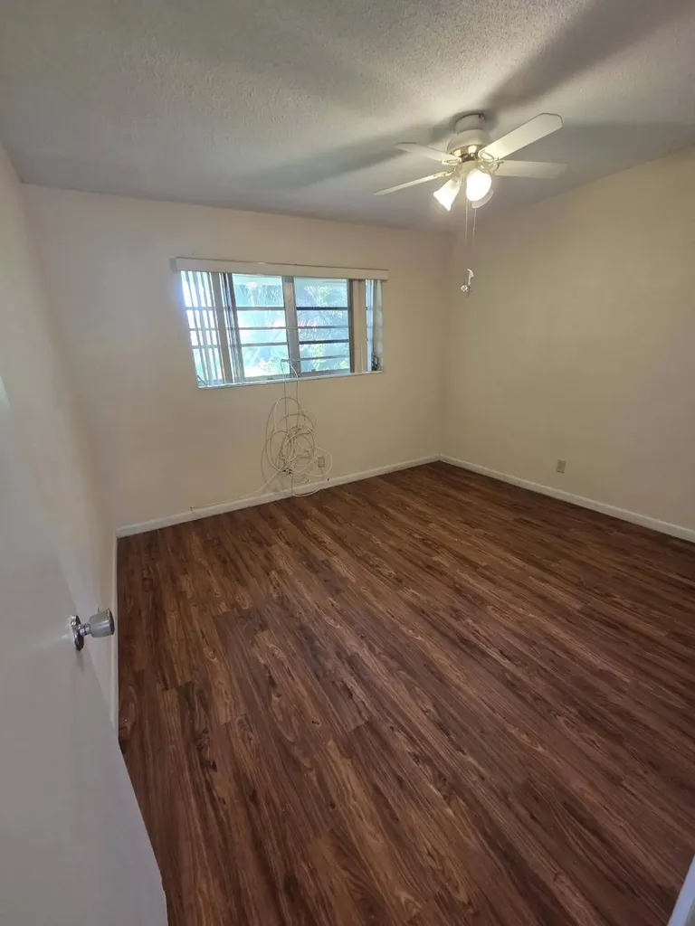 205 SE 7th Street Dania Beach FL 33004