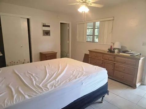 205 SE 7th Street Dania Beach FL 33004