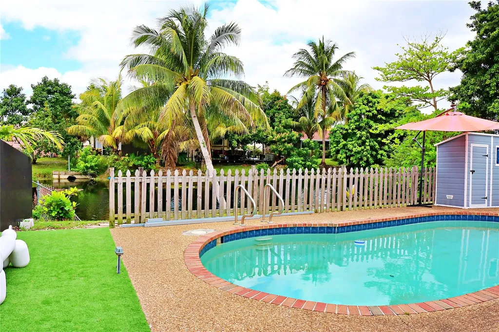 2704 Canal Road Miramar FL 33025