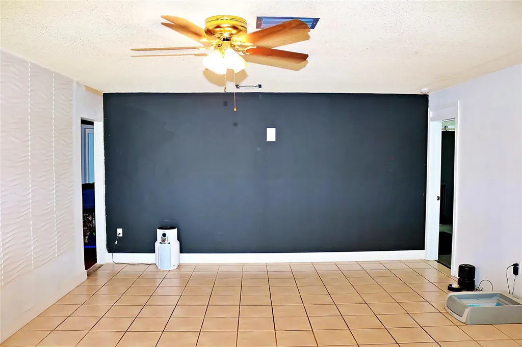 2704 Canal Road Miramar FL 33025