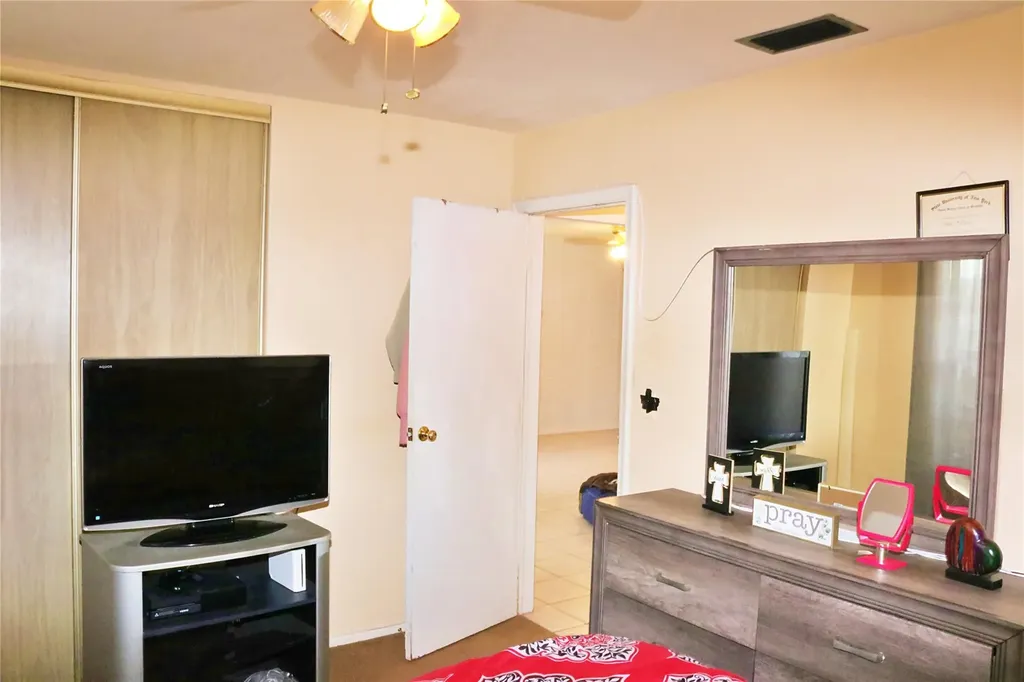 2704 Canal Road Miramar FL 33025