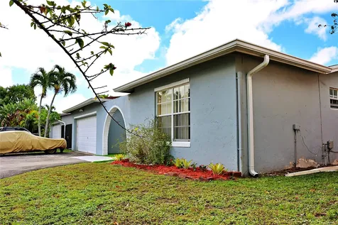2704 Canal Road Miramar FL 33025