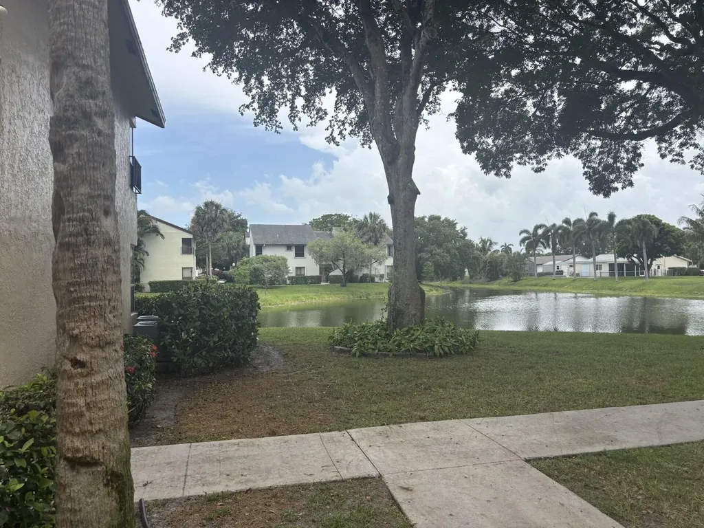 3751 Cocoplum Circle Coconut Creek FL 33063