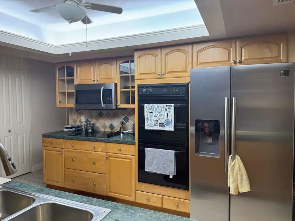 1726 NW 82nd Avenue Coral Springs FL 33071