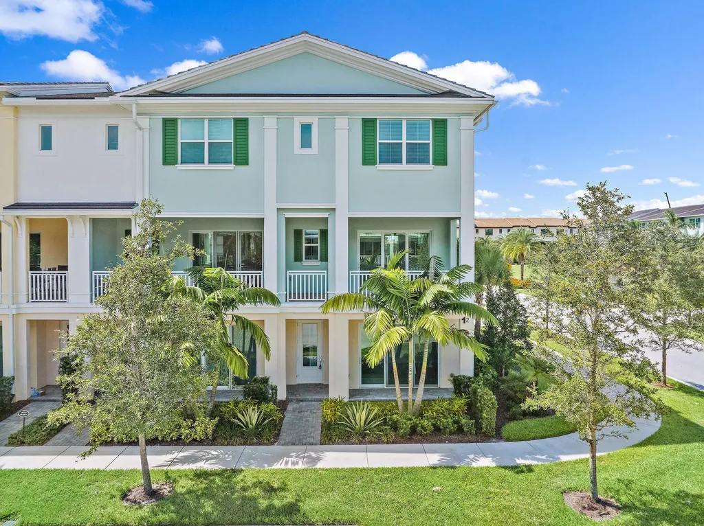12625 Machiavelli Way Palm Beach Gardens FL 33418