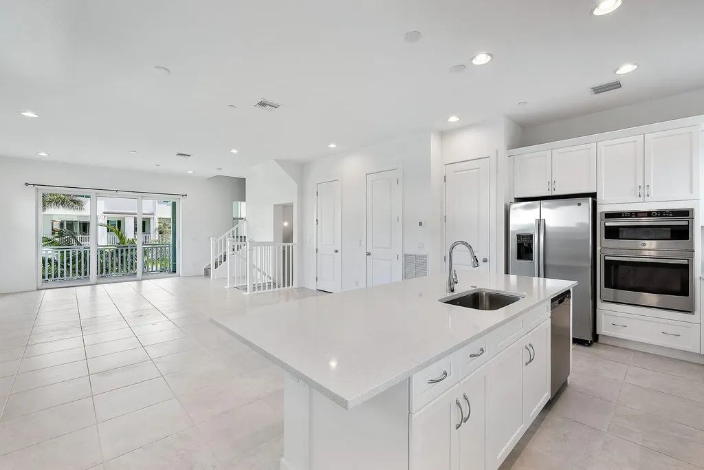 12625 Machiavelli Way Palm Beach Gardens FL 33418