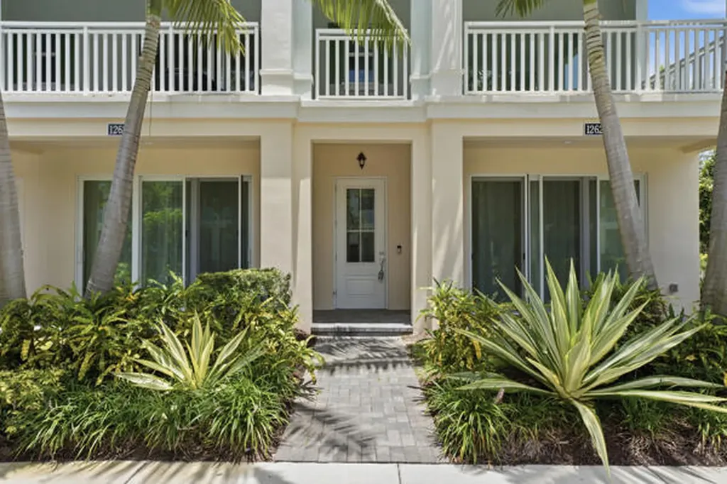 12625 Machiavelli Way Palm Beach Gardens FL 33418
