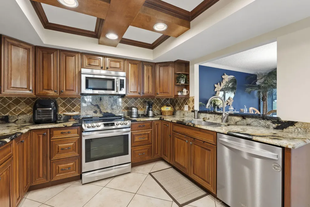 9450 Meadowood Drive Fort Pierce FL 34951