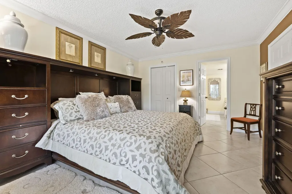 9450 Meadowood Drive Fort Pierce FL 34951